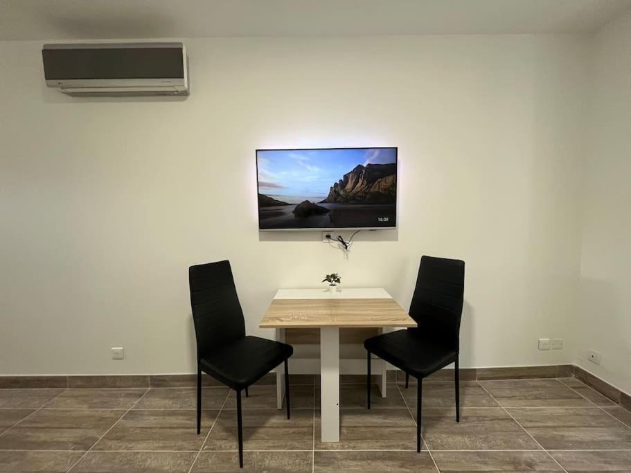 Superbe Appartement A 15 Min De Lyon Saint-Fons Exterior foto